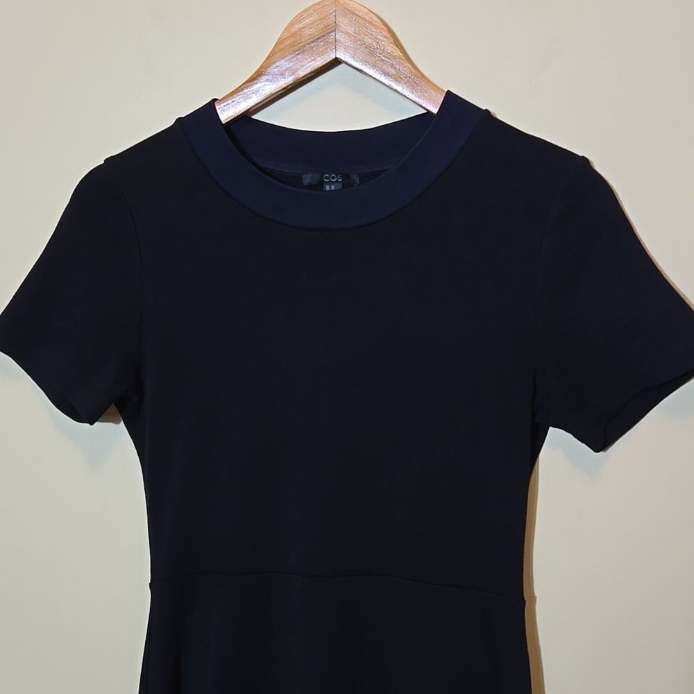 COS Paneled Black Jersey Dress Size XS Fit & Flare Modest Stealth Wealth Classic - Picture 3 of 13